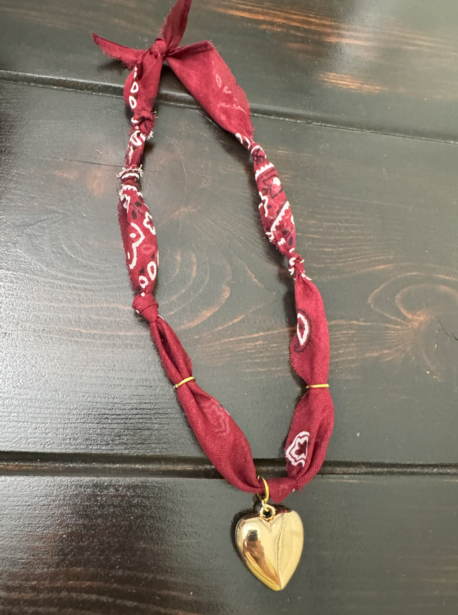 Bandana Heart Charm Necklace - Red Bandana Design with Gold Heart Pendant Fashion Jewelry Accessory - Image 5